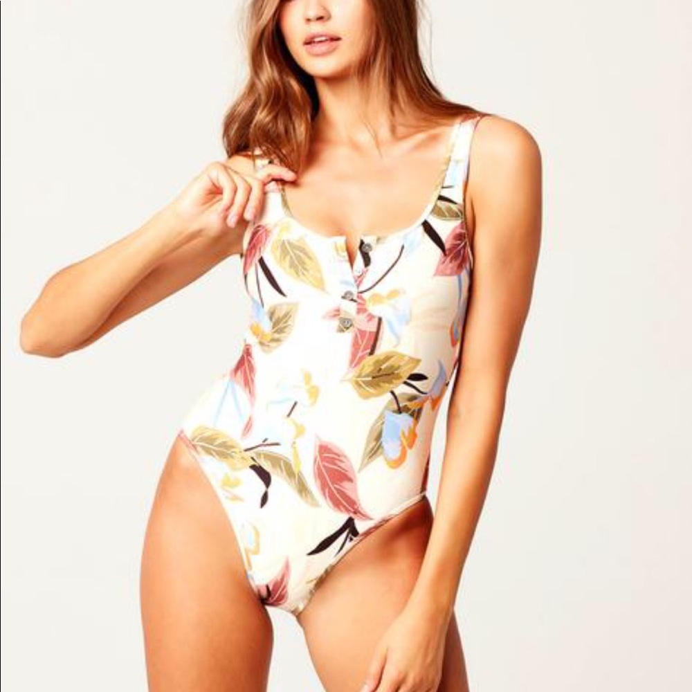 L*Space Ribbed Float On One Piece Swimsuit NWT